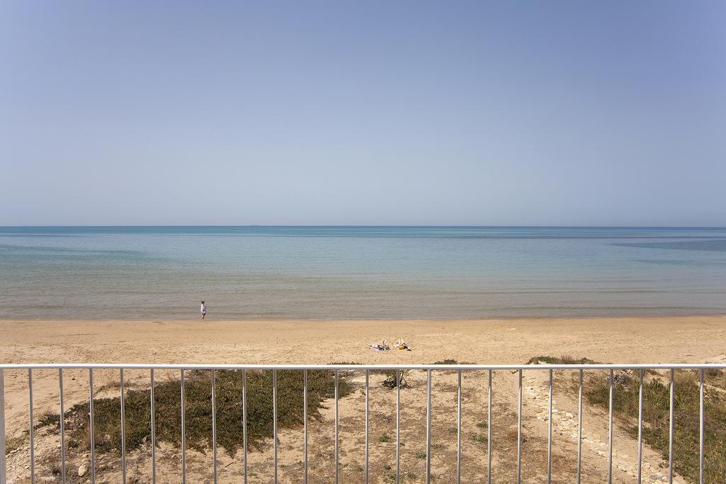 Вілла Terrazza Montalbano Пунта-Секка Екстер'єр фото